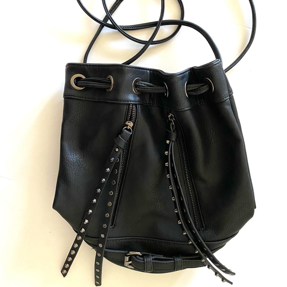 Purse Bucket Slouchy Hobo Bag Black Faux Leather adjustable closure lined